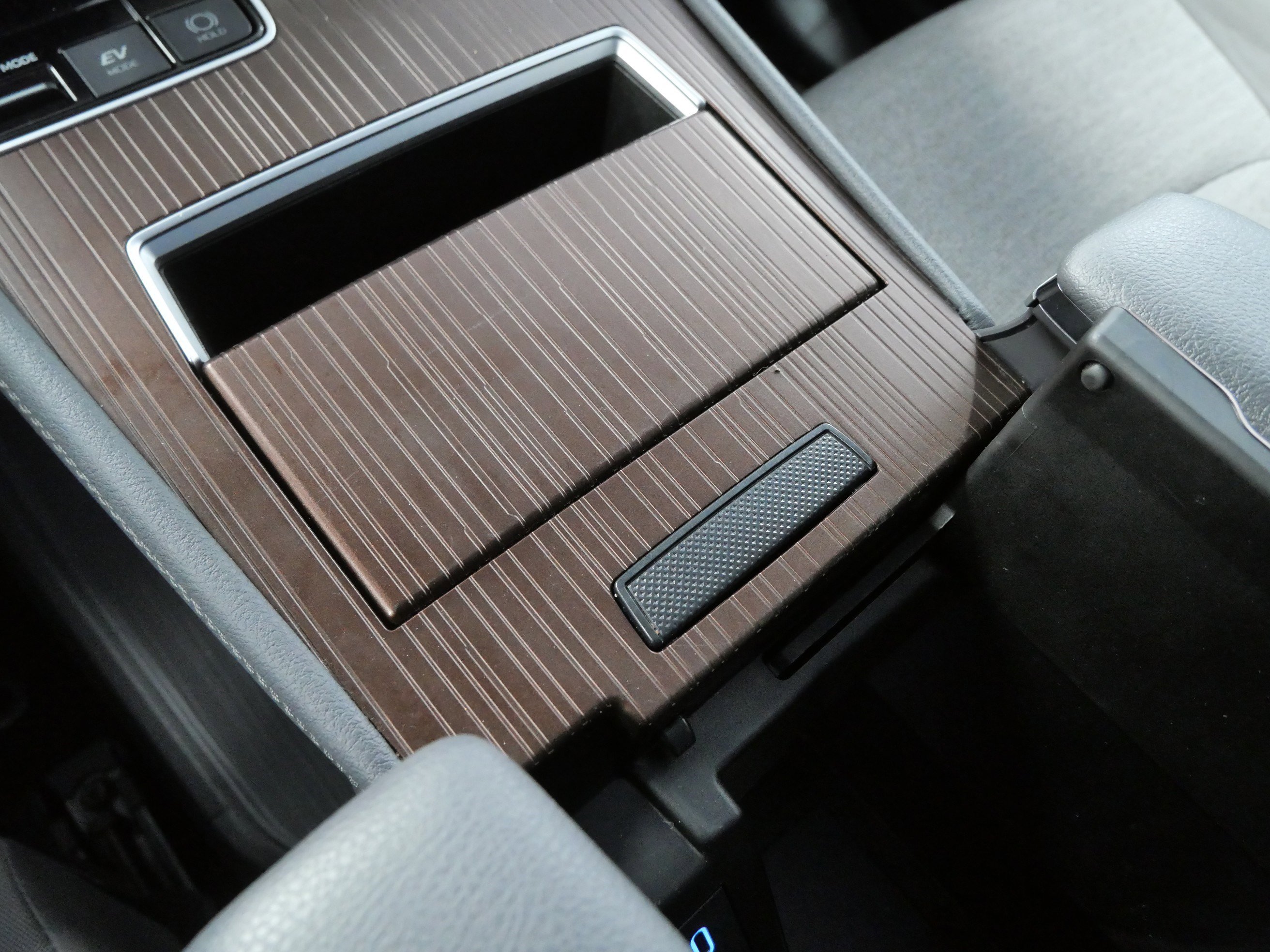 Certified 2024 Toyota Sienna LE image 33