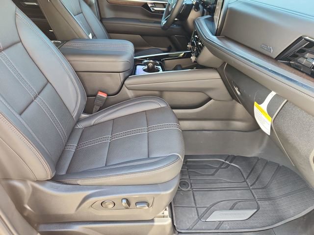 Used 2025 Chevrolet Tahoe High Country image 29