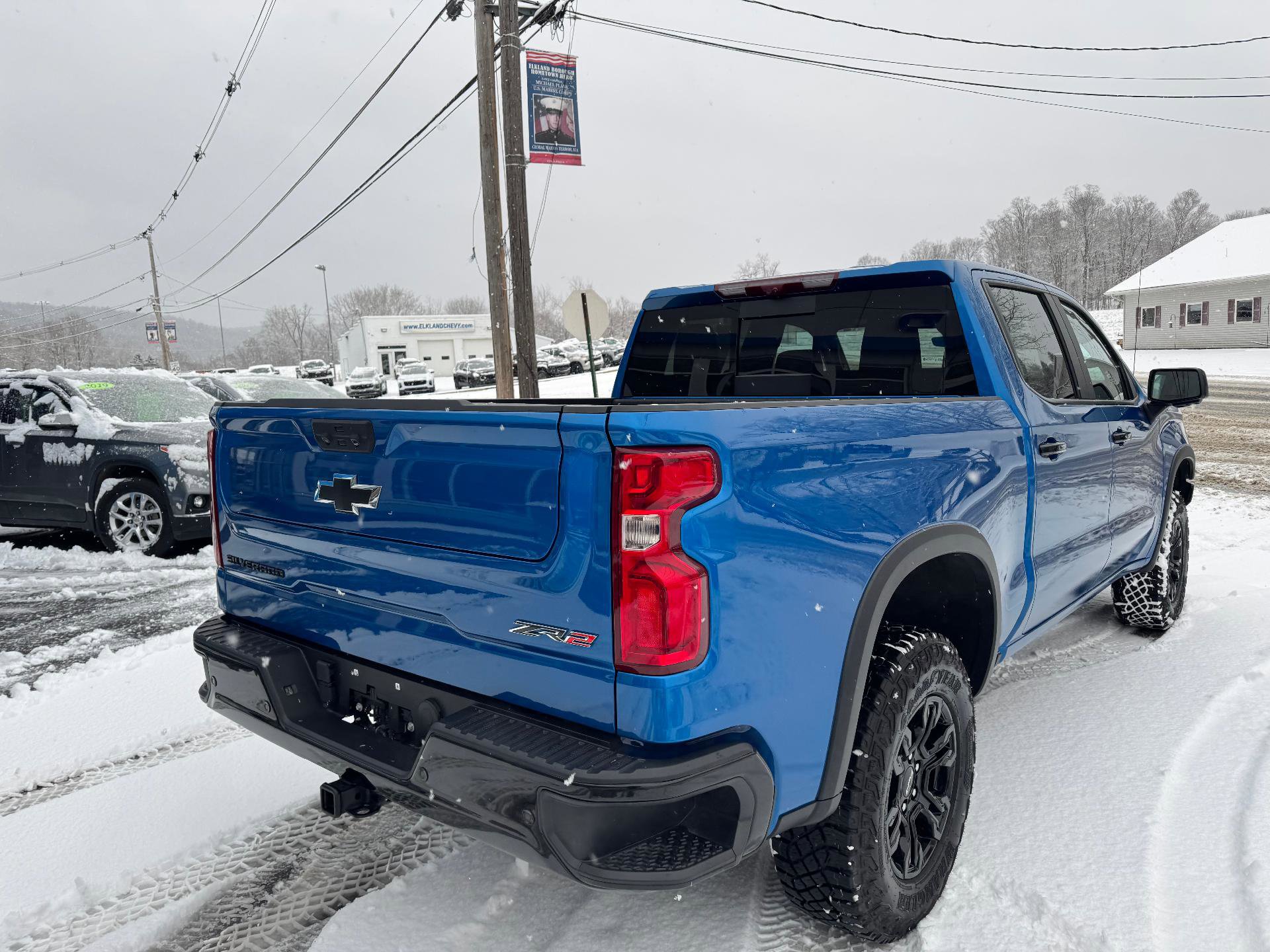 Used 2024 Chevrolet Silverado 1500 ZR2 w/ Technology Package image 11