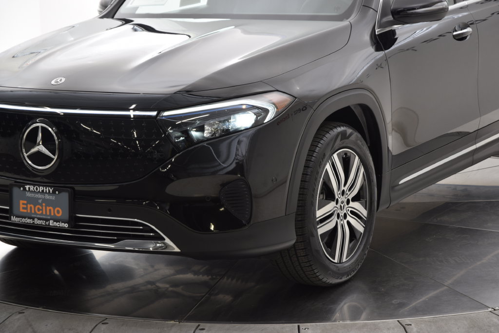 Certified 2024 Mercedes-Benz EQB 250+ image 11