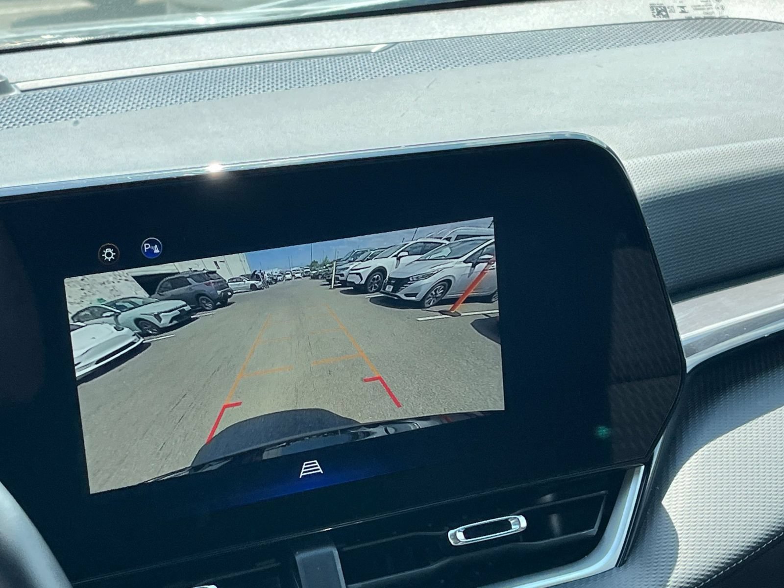 Used 2025 Chevrolet Equinox LT FWD image 23