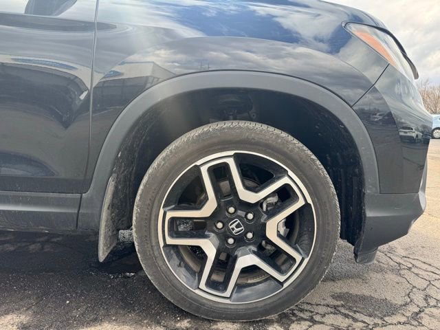 Used 2023 Honda Passport Elite image 11