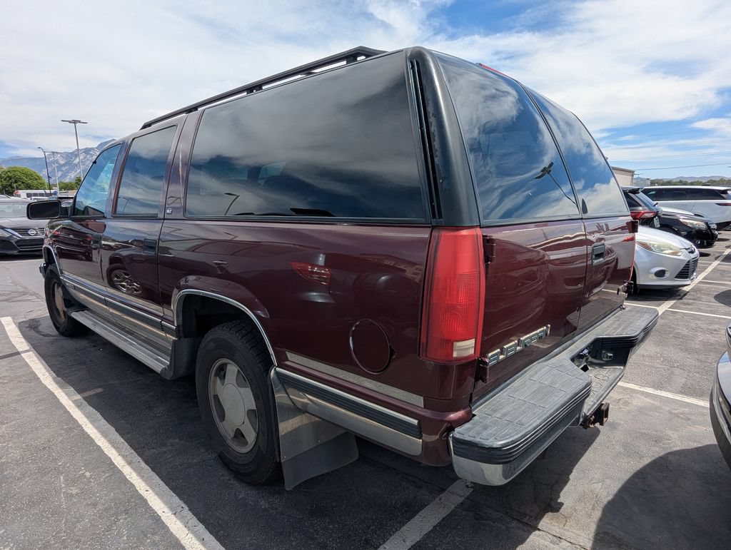 Used 1999 GMC Suburban 4WD w/ Marketing Opt Pkg 3 image 5