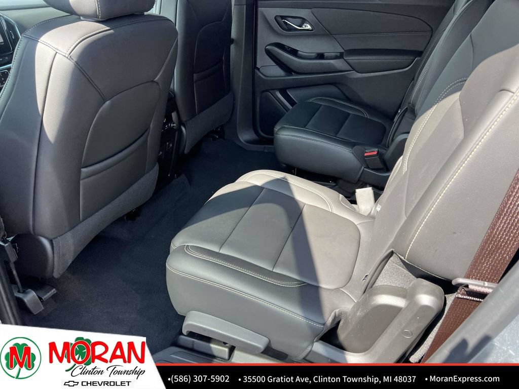 Certified 2023 Chevrolet Traverse LT w/ LT Premium Package AWD/4WD image 13
