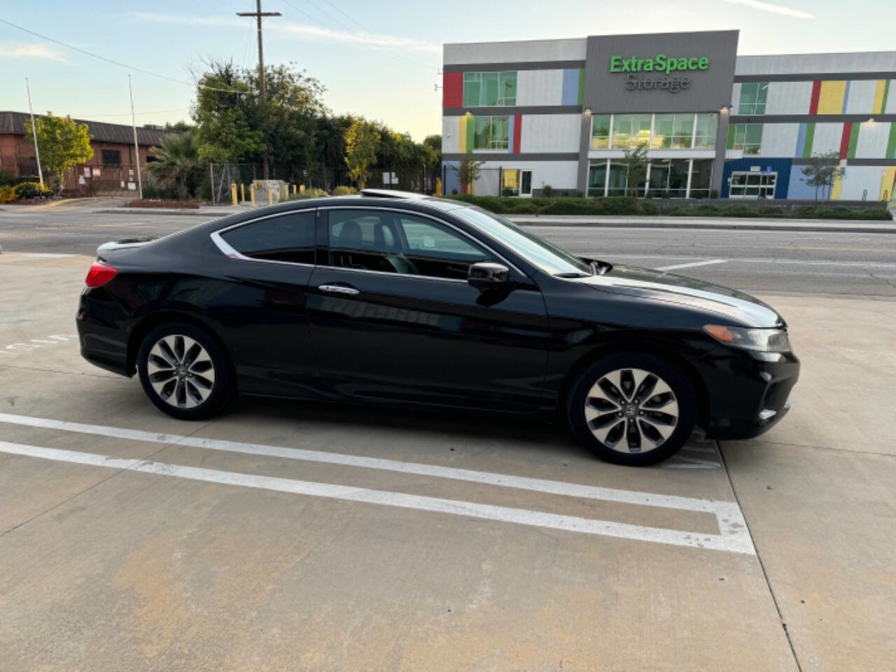 Used 2015 Honda Accord EX-L image 4