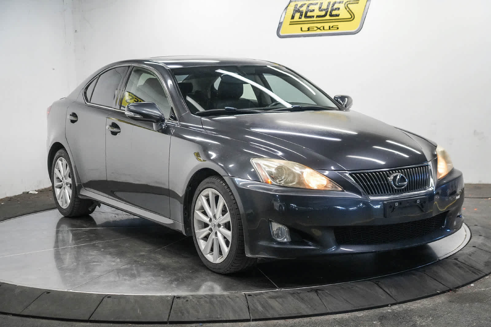 Used 2010 Lexus IS 250 RWD image 3