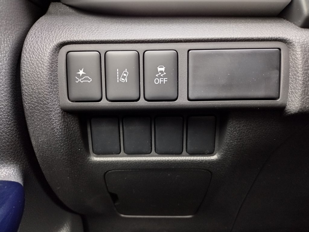 New 2026 Mitsubishi Eclipse Cross LE AWD/4WD image 17