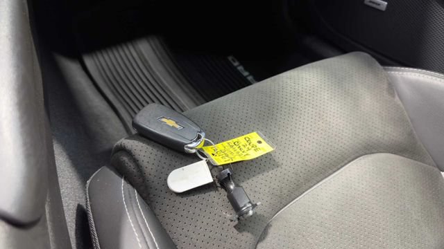 Used 2024 Chevrolet Camaro LT w/ Technology Package RWD image 28