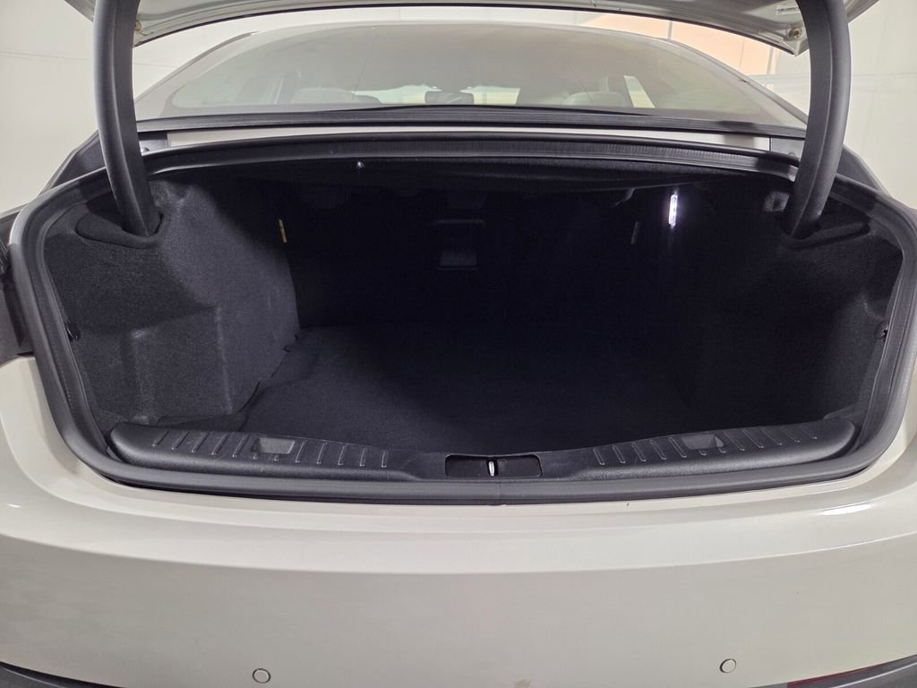 Used 2019 Lincoln MKZ Premiere image 28