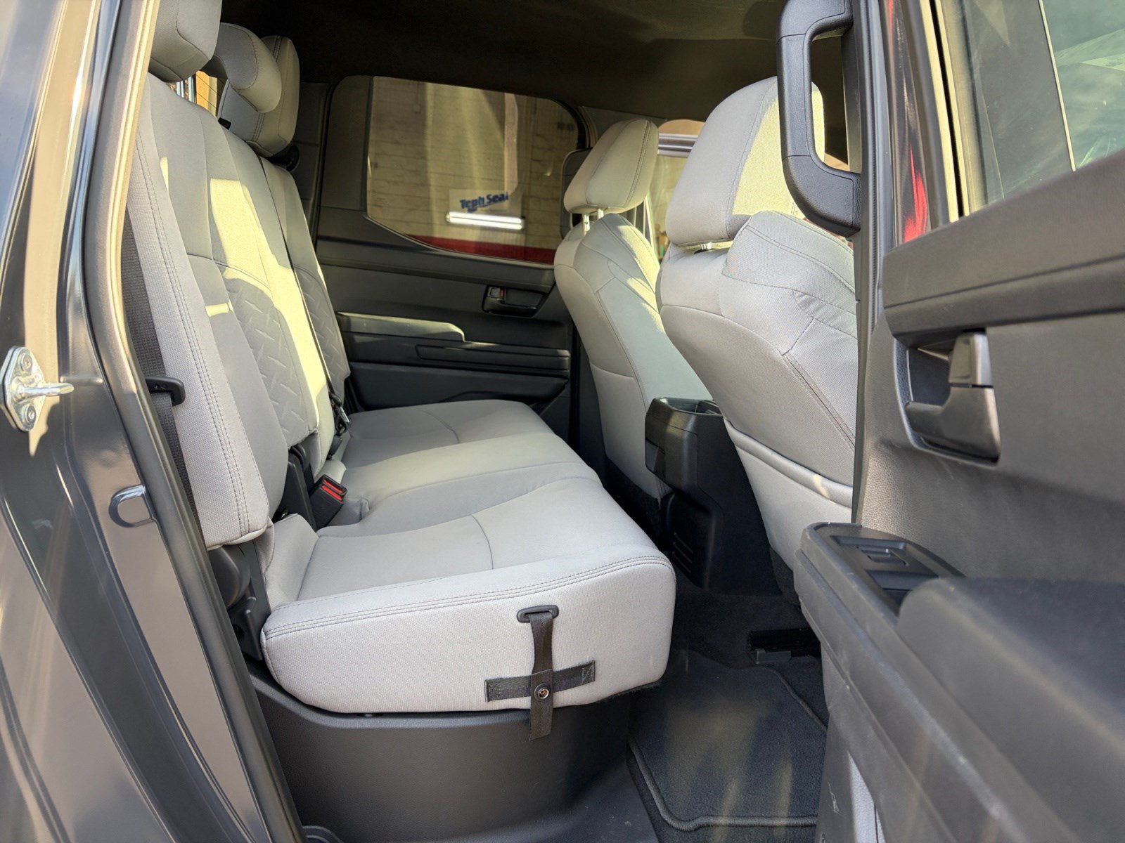 Certified 2025 Toyota Tacoma SR5 AWD/4WD image 26