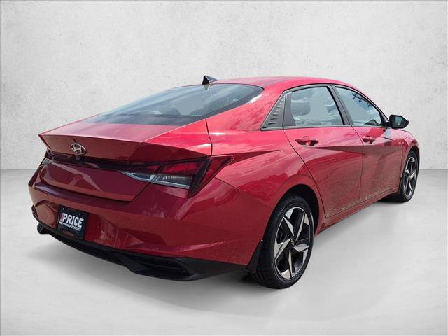 Used 2023 Hyundai Elantra SEL w/ Convenience Package FWD image 5