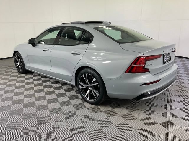 Certified 2024 Volvo S60 B5 Plus AWD/4WD image 4