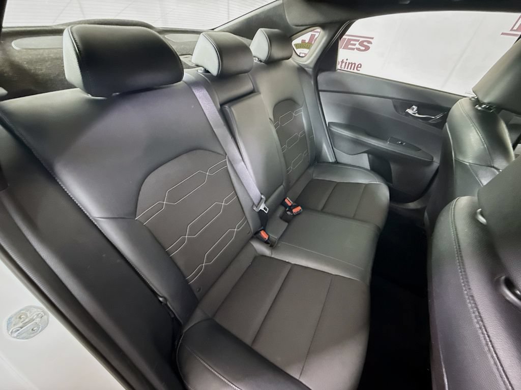 Used 2022 Kia Forte GT-Line w/ GT-Line Premium Package FWD image 30