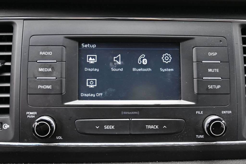 Used 2018 Kia Sedona L FWD image 22