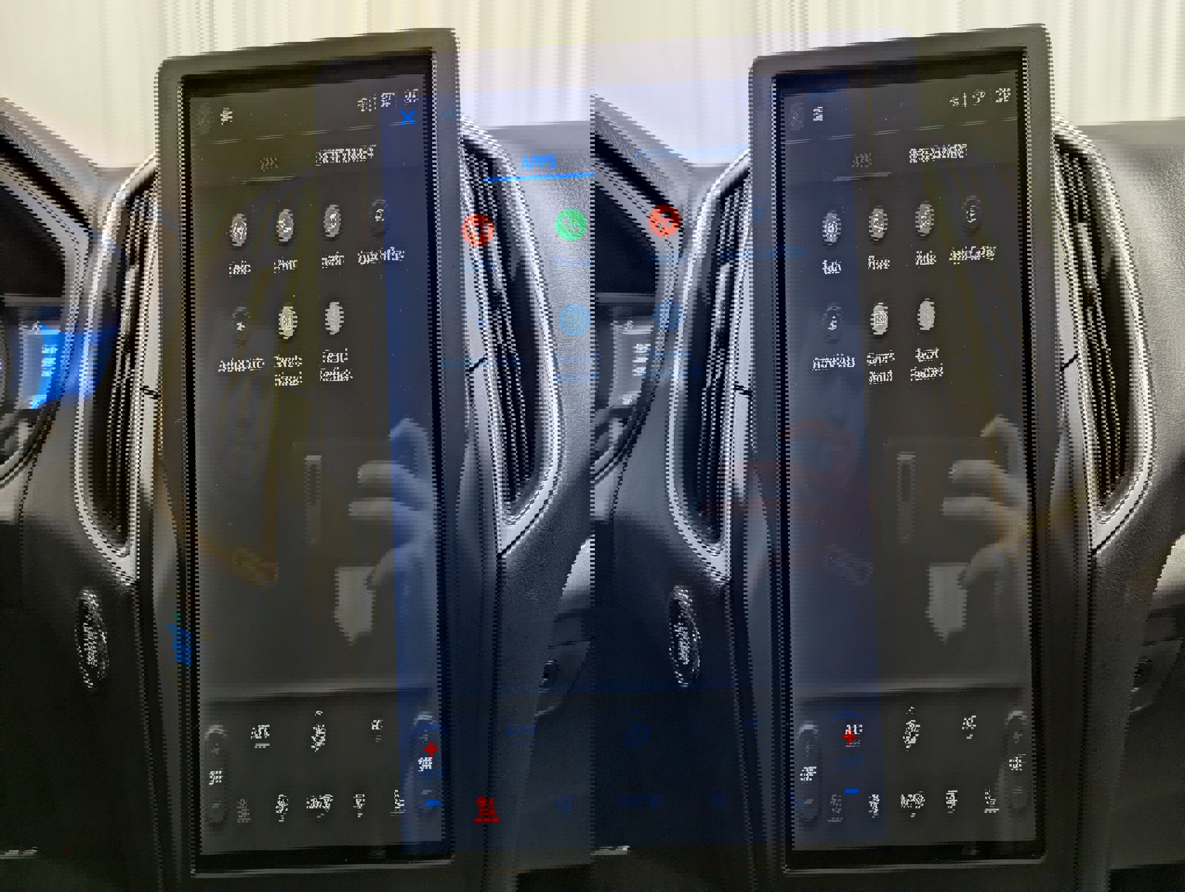 Used 2024 Ford Edge SEL w/ Convenience Package image 19