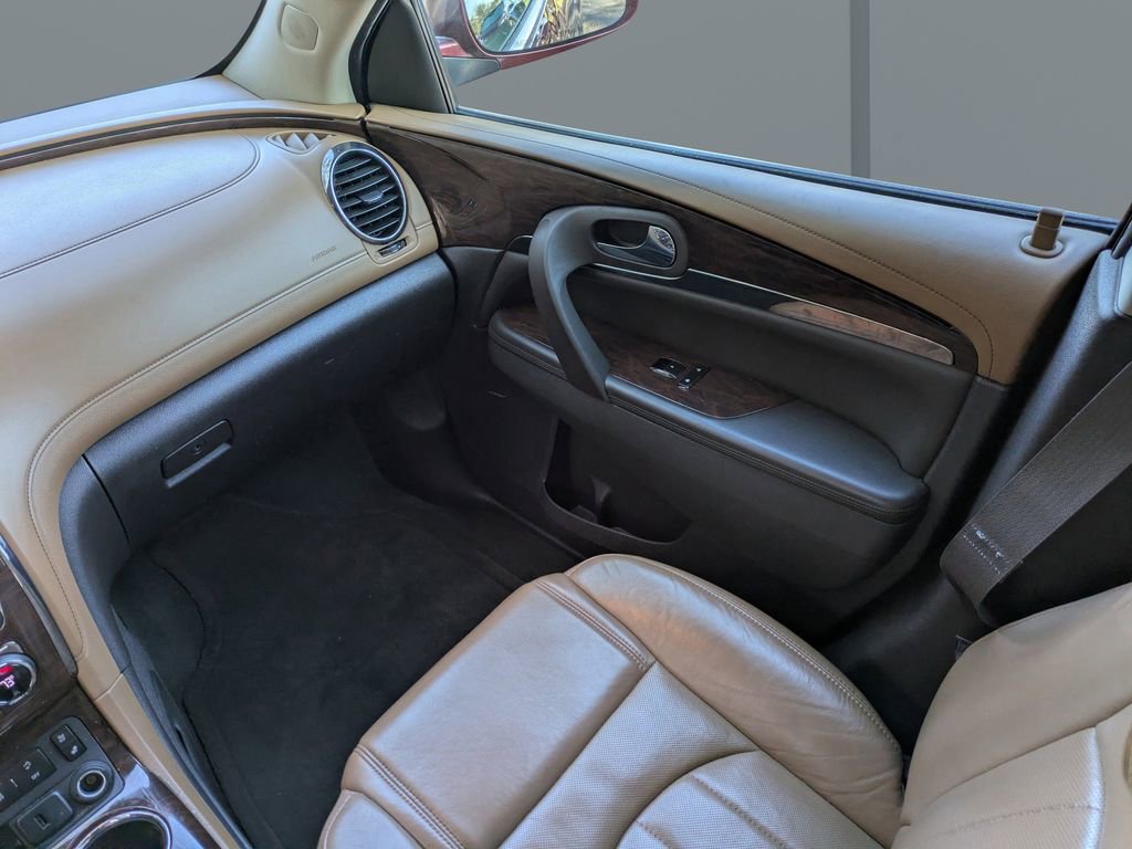 Used 2016 Buick Enclave Premium image 19