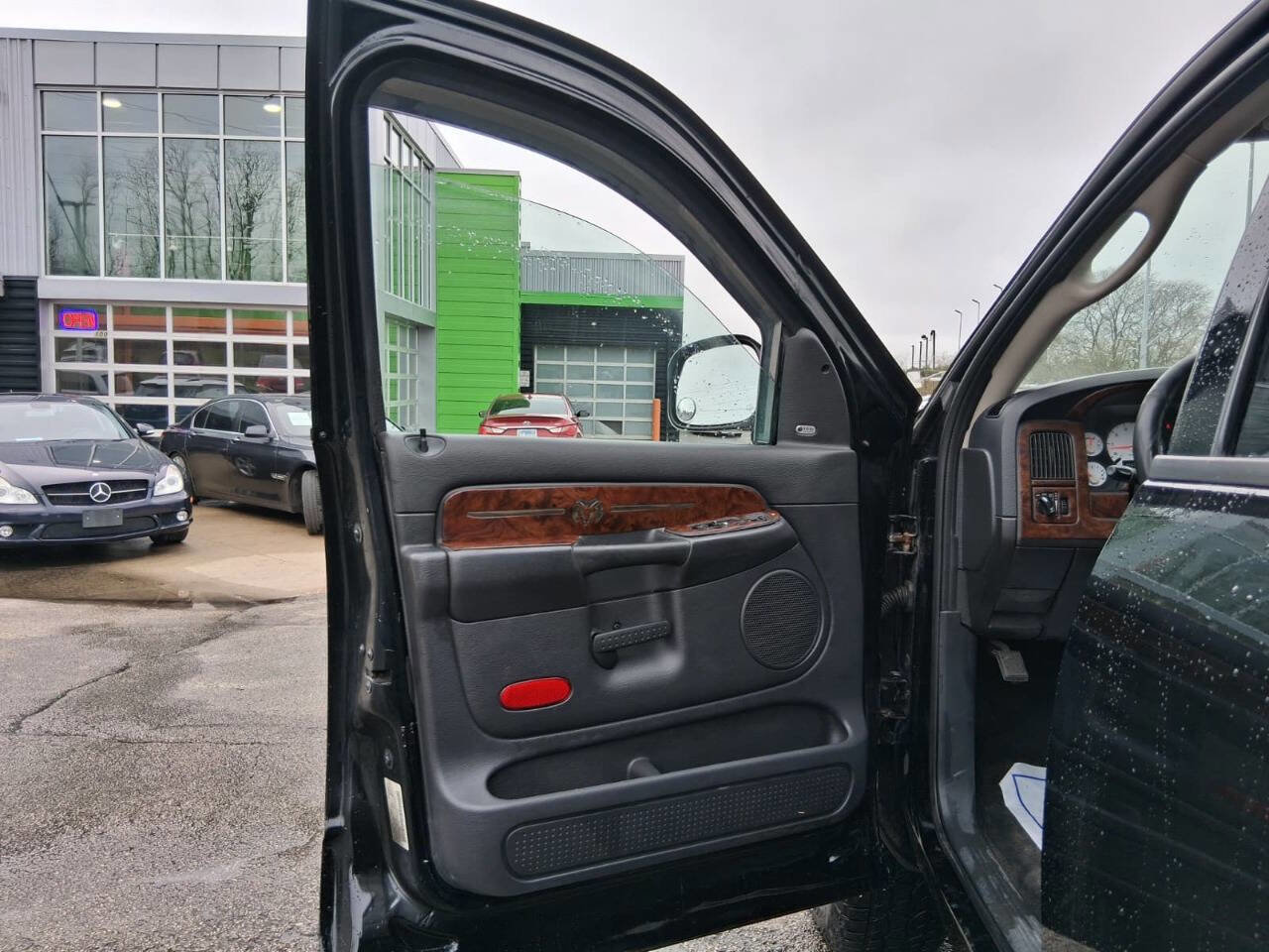 Used 2005 Dodge Ram 1500 Truck SLT w/ Quad Cab Big Horn Value Group image 9