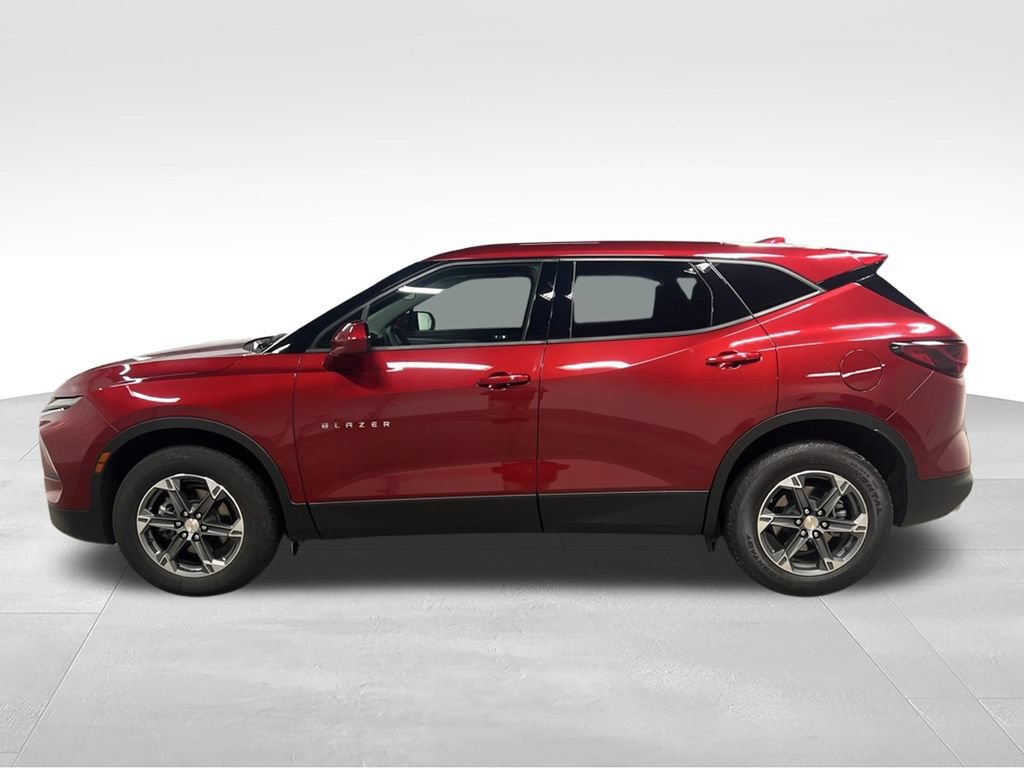 Certified 2025 Chevrolet Blazer LT AWD/4WD image 8