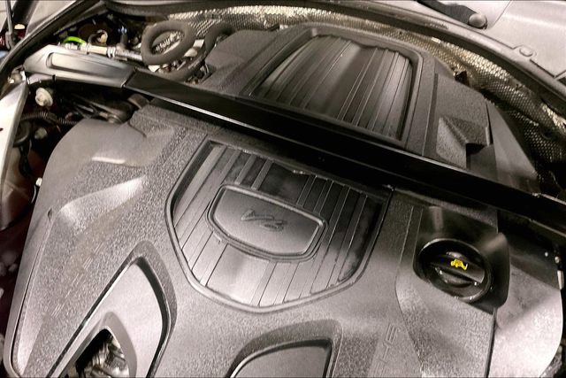 Used 2022 Porsche Panamera 4 Platinum Edition image 35