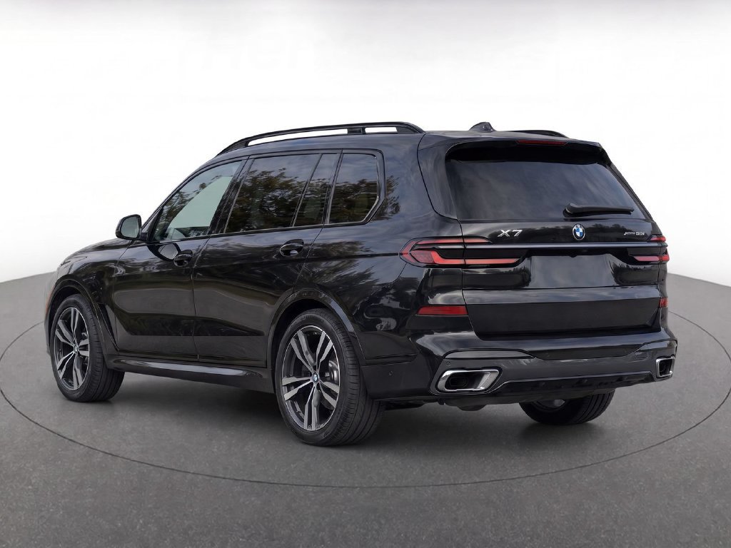 Certified 2024 BMW X7 xDrive40i w/ Executive Package AWD/4WD image 4
