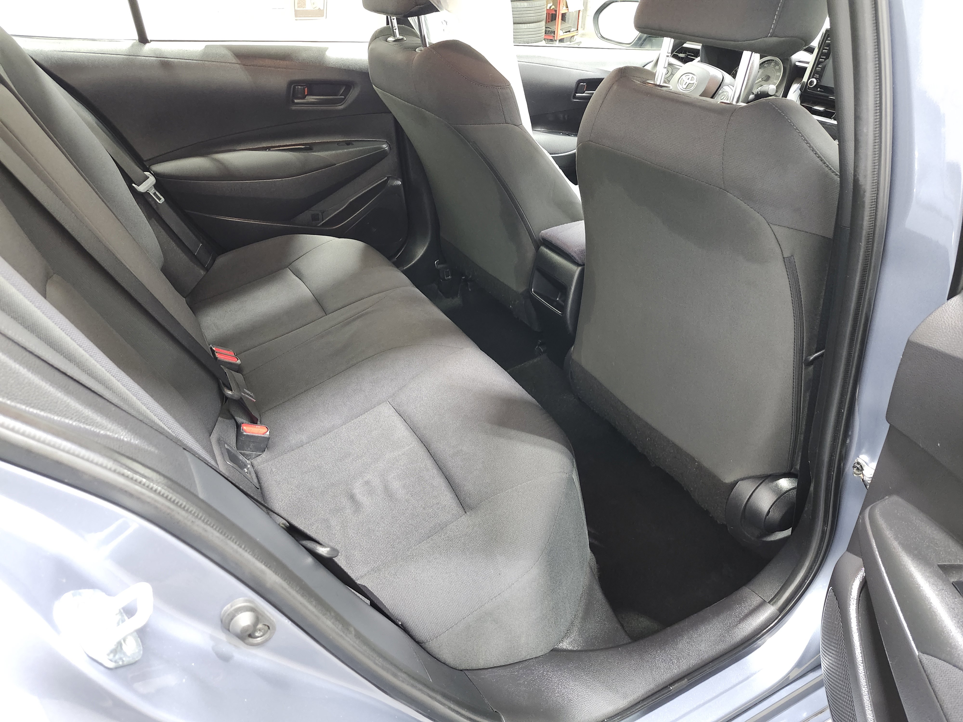 Used 2022 Toyota Corolla LE FWD image 19