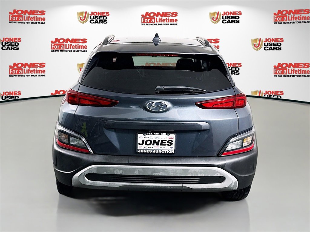 Certified 2022 Hyundai Kona SEL w/ Convenience Package image 16