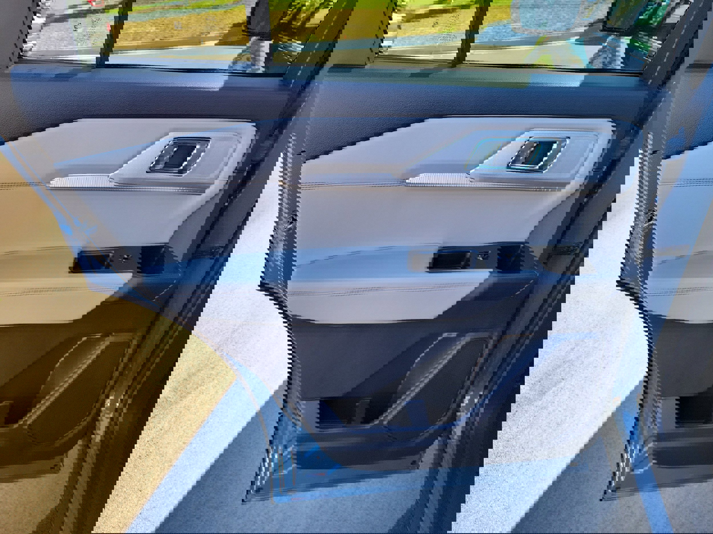 New 2026 Ford Explorer Active w/ Active Comfort Package image 10