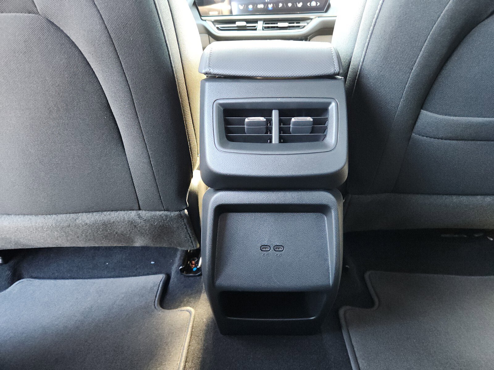 New 2026 Chevrolet Equinox EV LT image 11