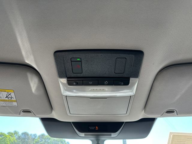 Used 2022 Nissan Pathfinder SV AWD/4WD image 28