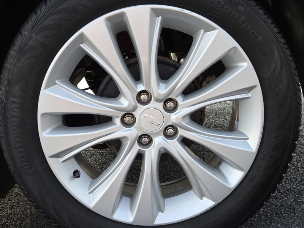 Used 2018 Chevrolet Trax Premier FWD image 16