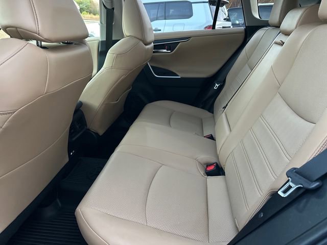 Used 2025 Toyota RAV4 Limited w/ Advanced Technology Package image 11