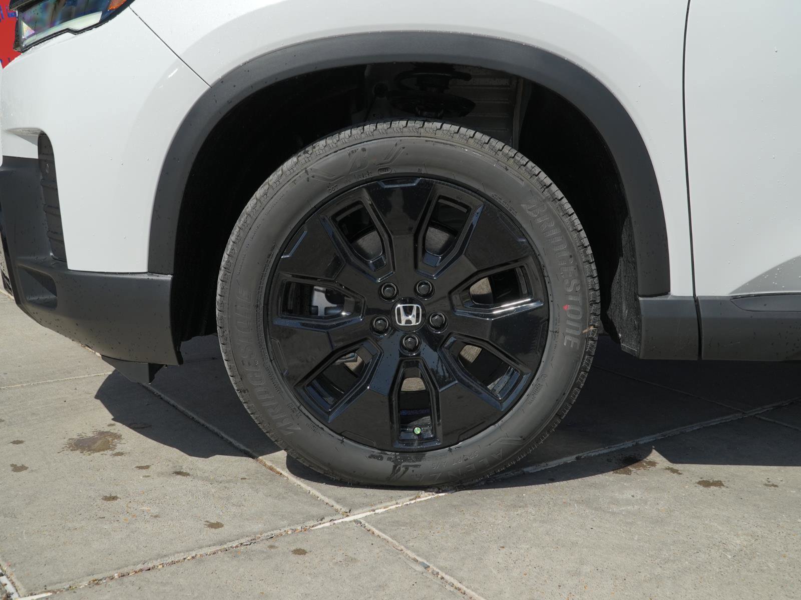 New 2026 Honda Pilot Black Edition image 12