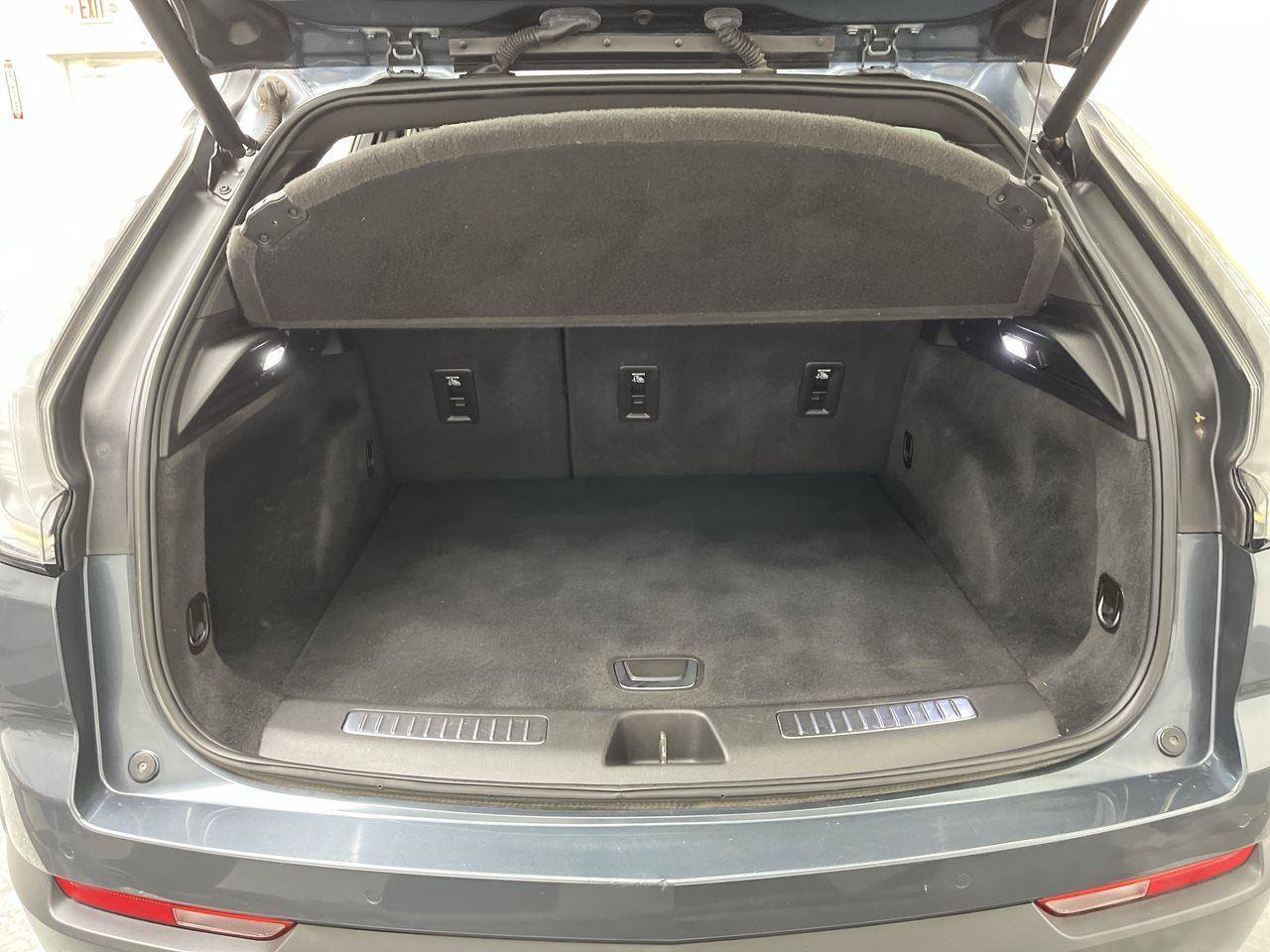 Used 2019 Cadillac XT4 Sport AWD/4WD image 30