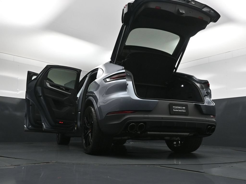 New 2026 Porsche Cayenne S AWD/4WD image 36