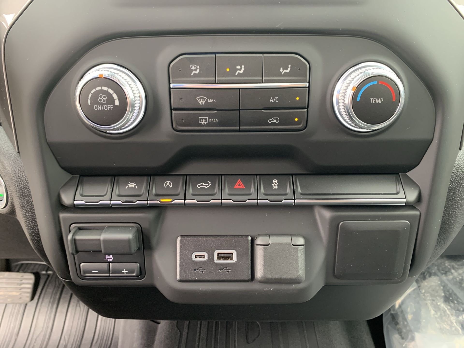 New 2025 GMC Sierra 1500 Pro w/ Pro Value Package AWD/4WD image 31