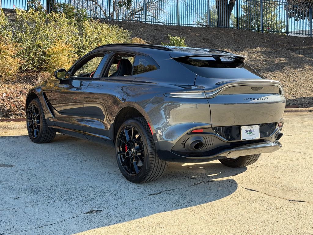 Used 2021 Aston Martin DBX image 14