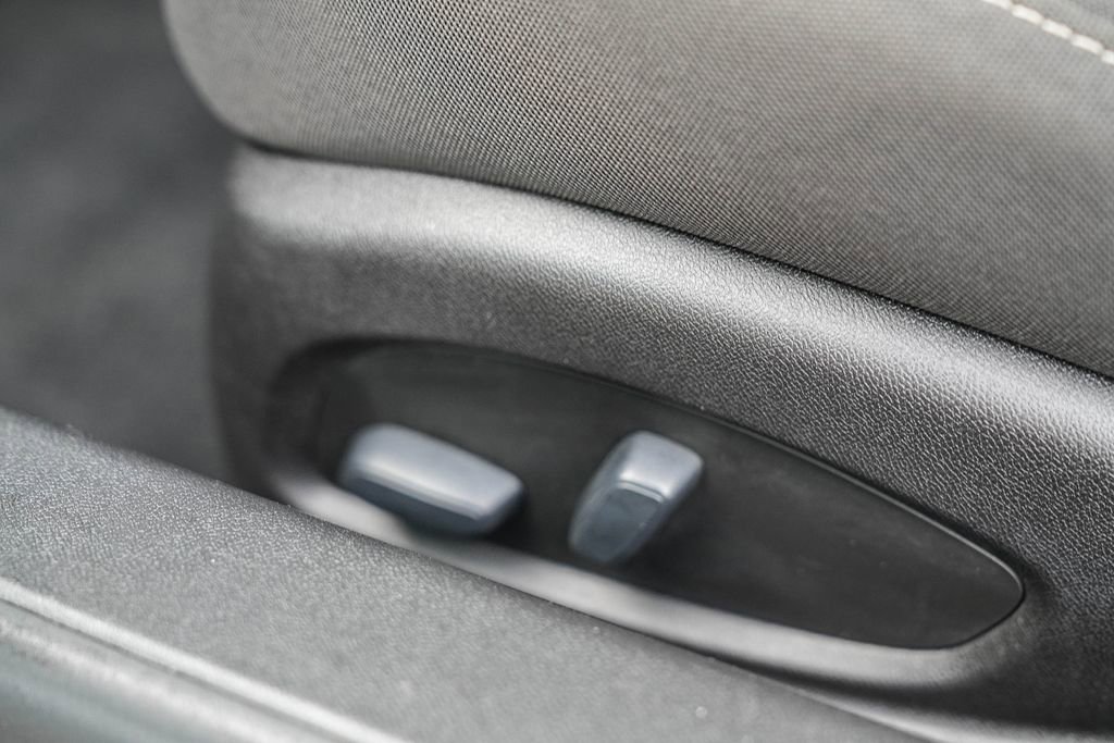 Used 2018 Chevrolet Camaro LT w/ RS Package image 22