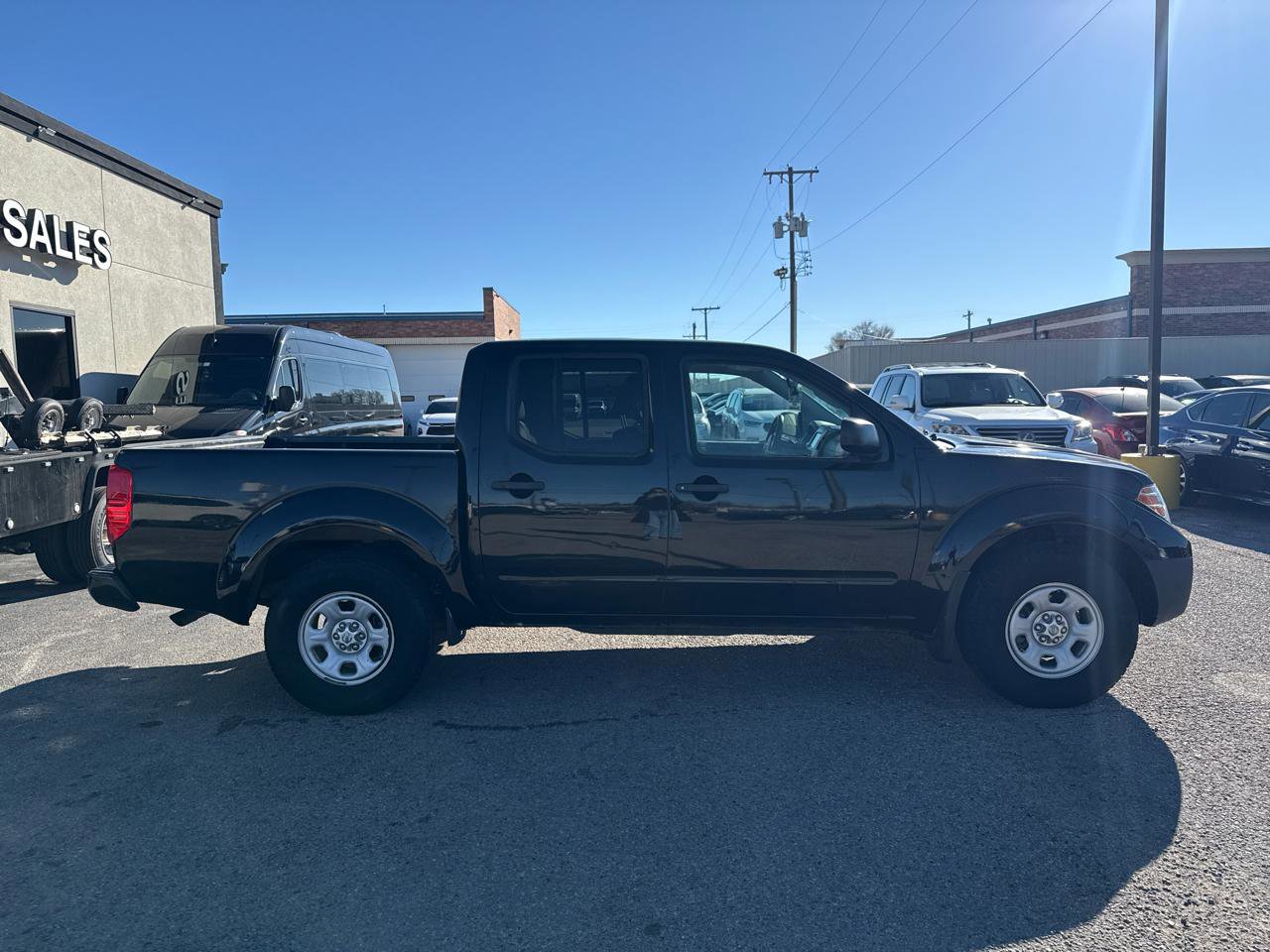 Used 2019 Nissan Frontier S image 5