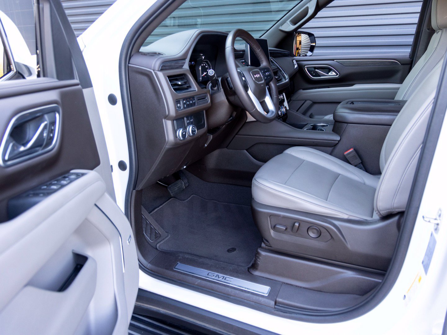 Used 2021 GMC Yukon SLT RWD image 33