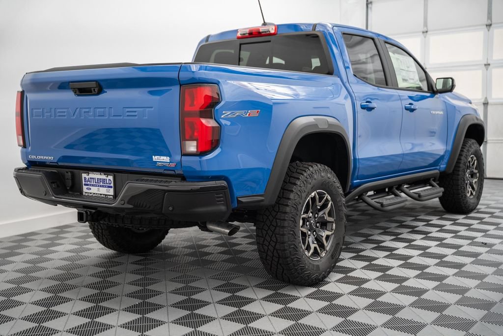 New 2026 Chevrolet Colorado ZR2 w/ Technology Package AWD/4WD image 7