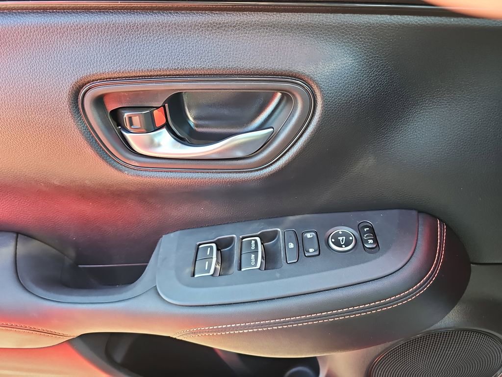 Used 2024 Honda HR-V Sport image 30