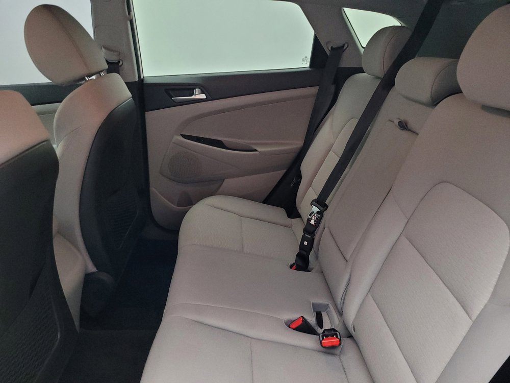 Used 2020 Hyundai Tucson Value FWD image 18