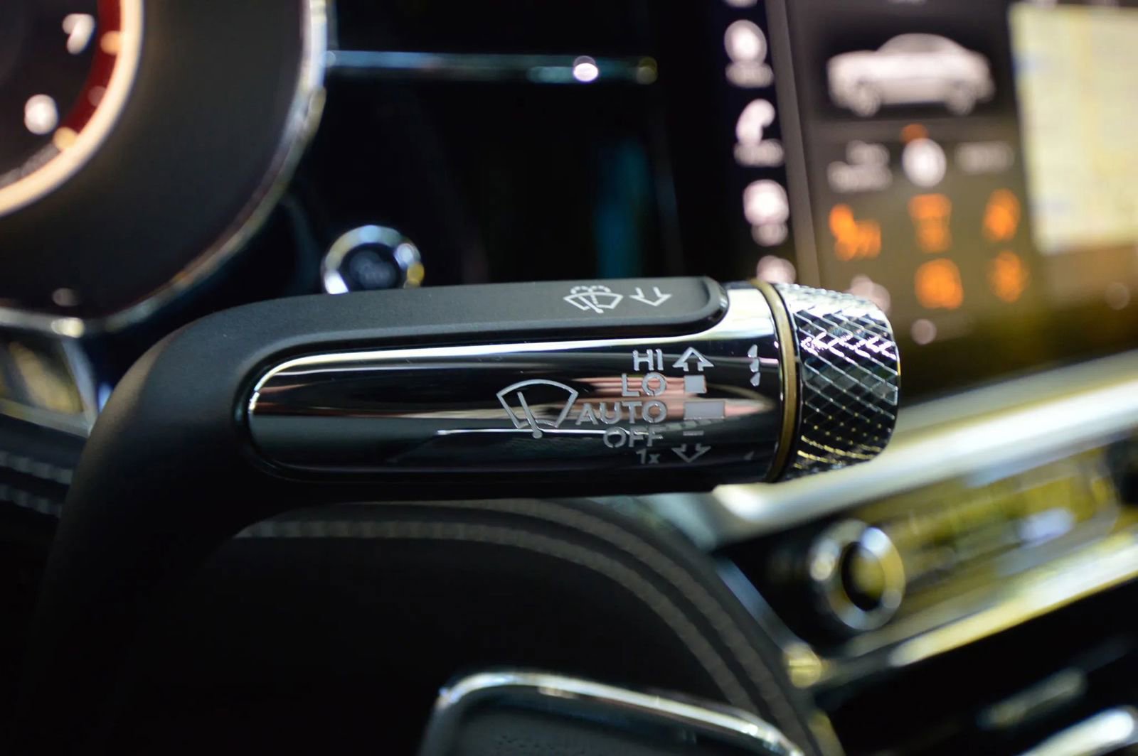 Used 2022 Bentley Flying Spur V8 image 41