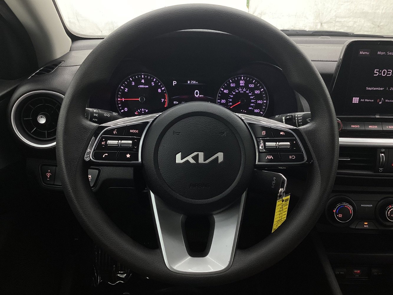 Used 2023 Kia Forte LXS image 30