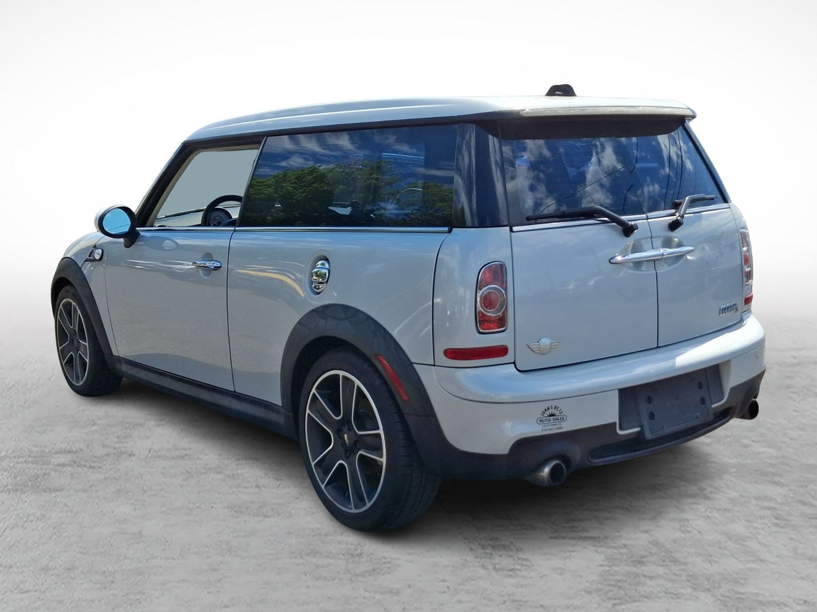 Used 2011 MINI Cooper Clubman S FWD image 4