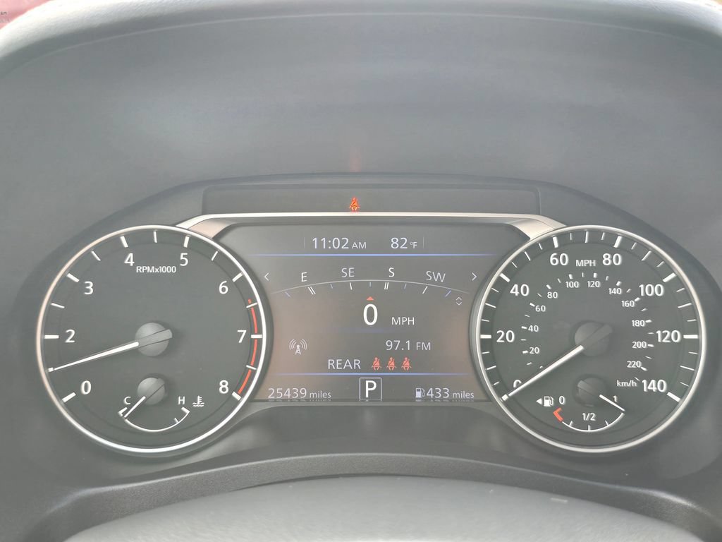 Used 2023 Nissan Altima 2.5 SR w/ SR Premium Package FWD image 21