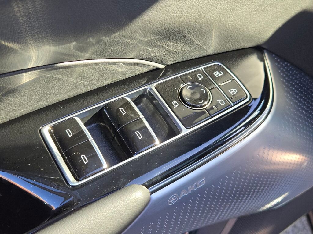 New 2026 Cadillac Lyriq Premium Luxury image 22