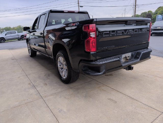 Used 2025 Chevrolet Silverado 1500 Custom w/ LPO, Dark Essentials Package AWD/4WD image 6