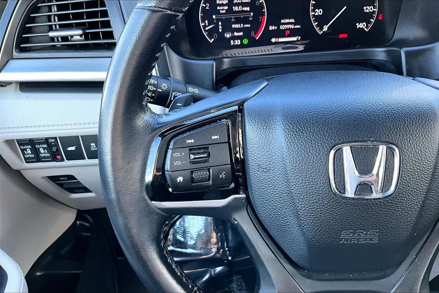 Used 2025 Honda Odyssey EX-L image 24