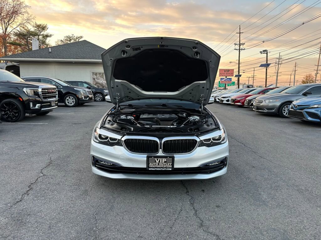 Used 2018 BMW 530i xDrive xDrive image 34